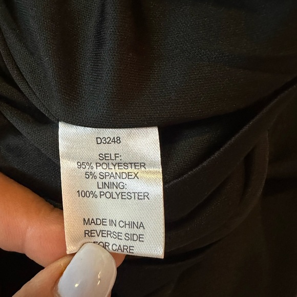 Brand: Alexia admor, size: L, black dress with white waist lines. - Picture 5 of 13